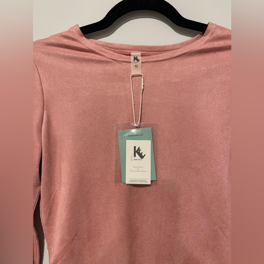 KE exclusive Long Sleeve Crew Neck Design Bodysuit - Picture 5 of 8